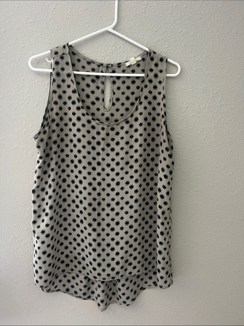 Pleione Beige Tank with Black Dot Print women’s size  medium